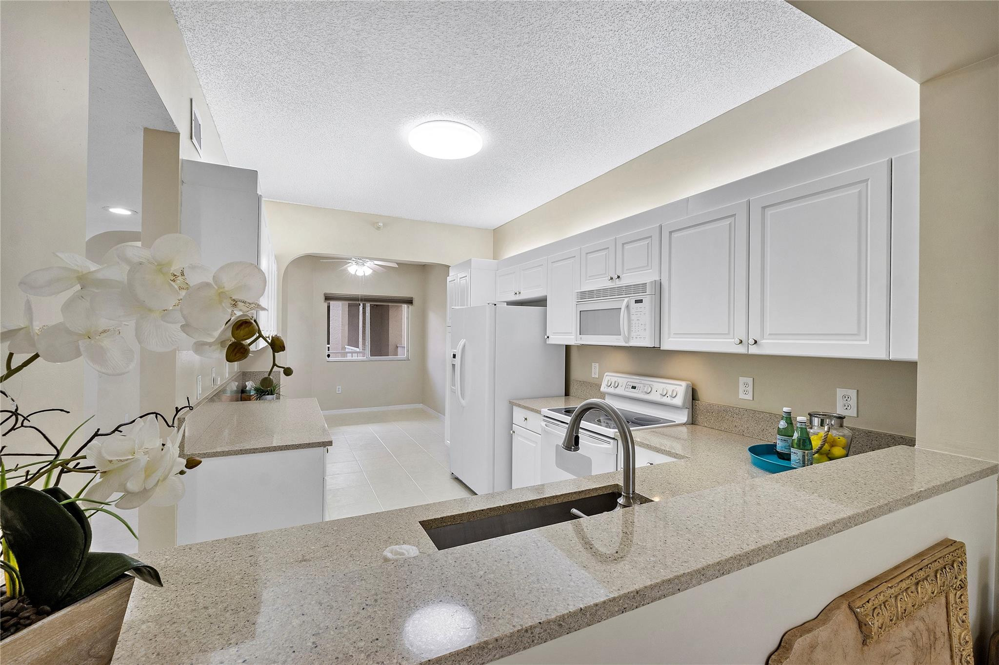 7647 Southampton Ter 407