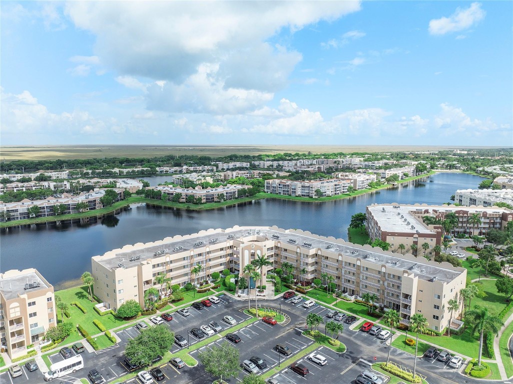 7647 Southampton Ter 407