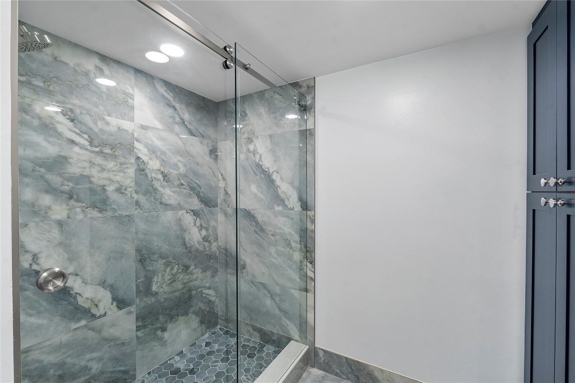 9901 Westview Dr 313