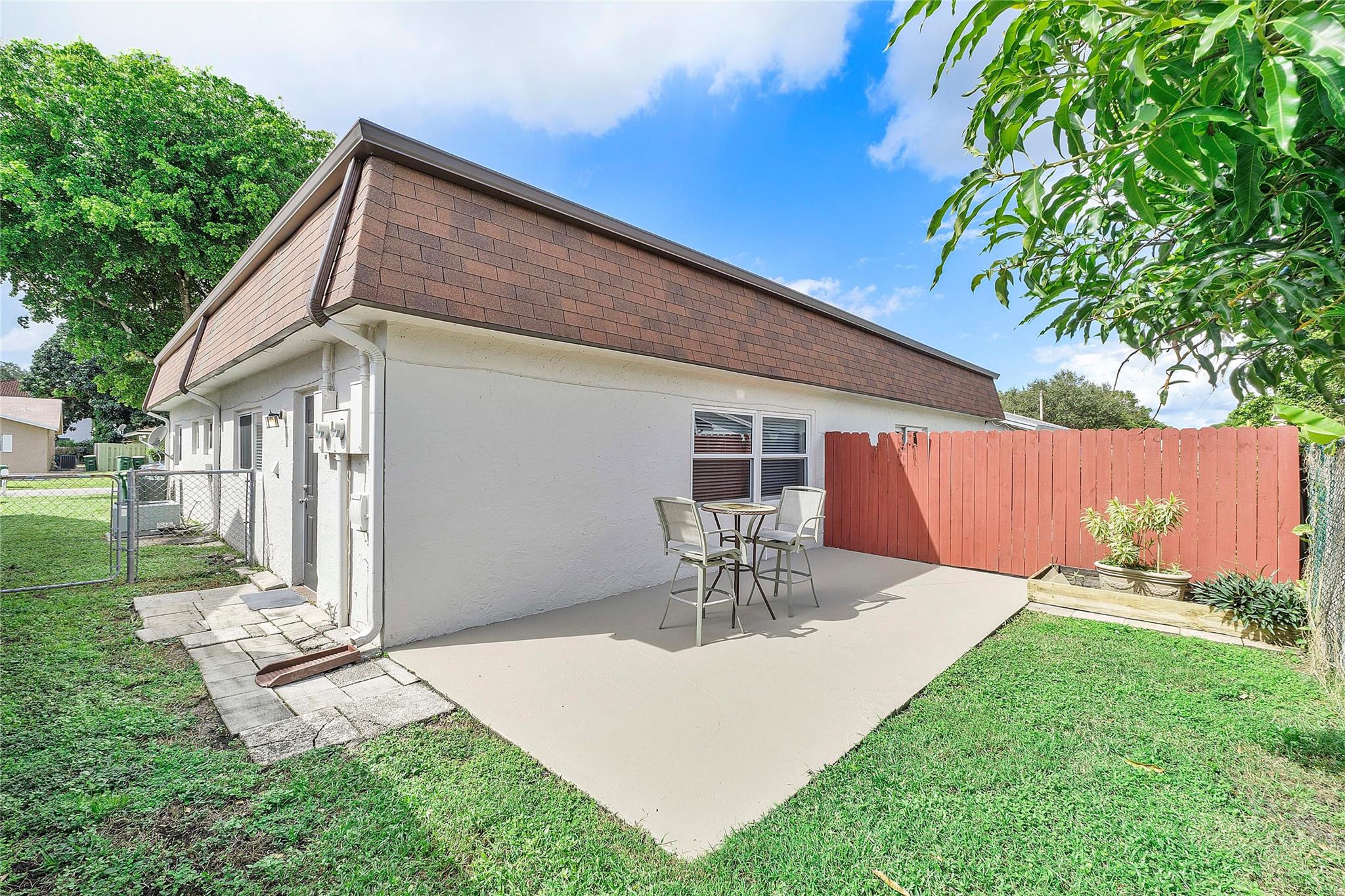7660 NW 74TH AVE