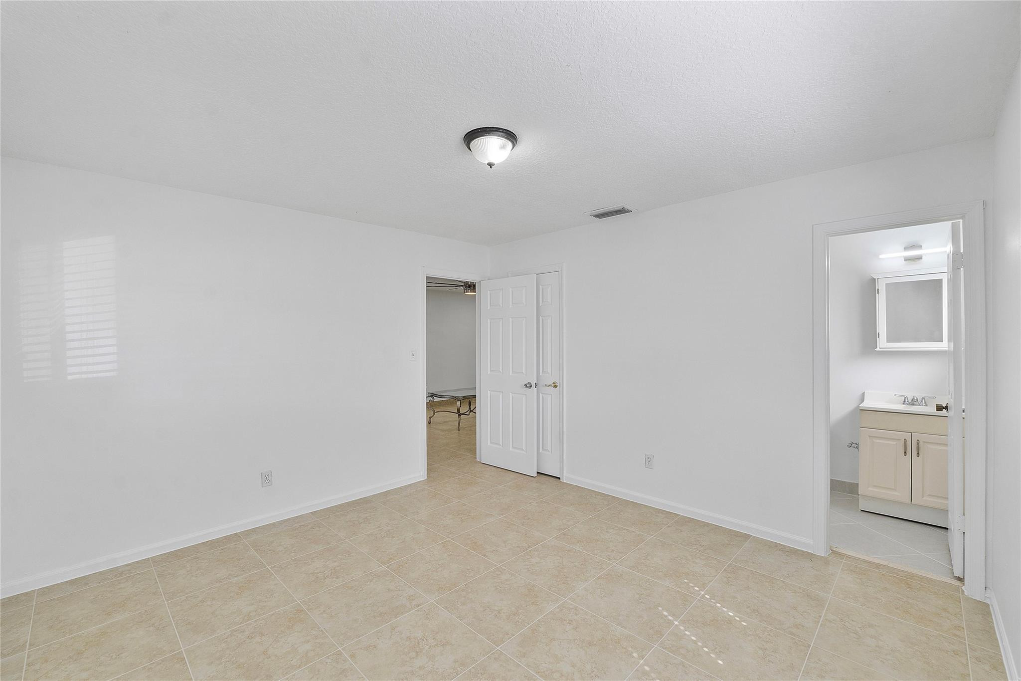 7660 NW 74TH AVE