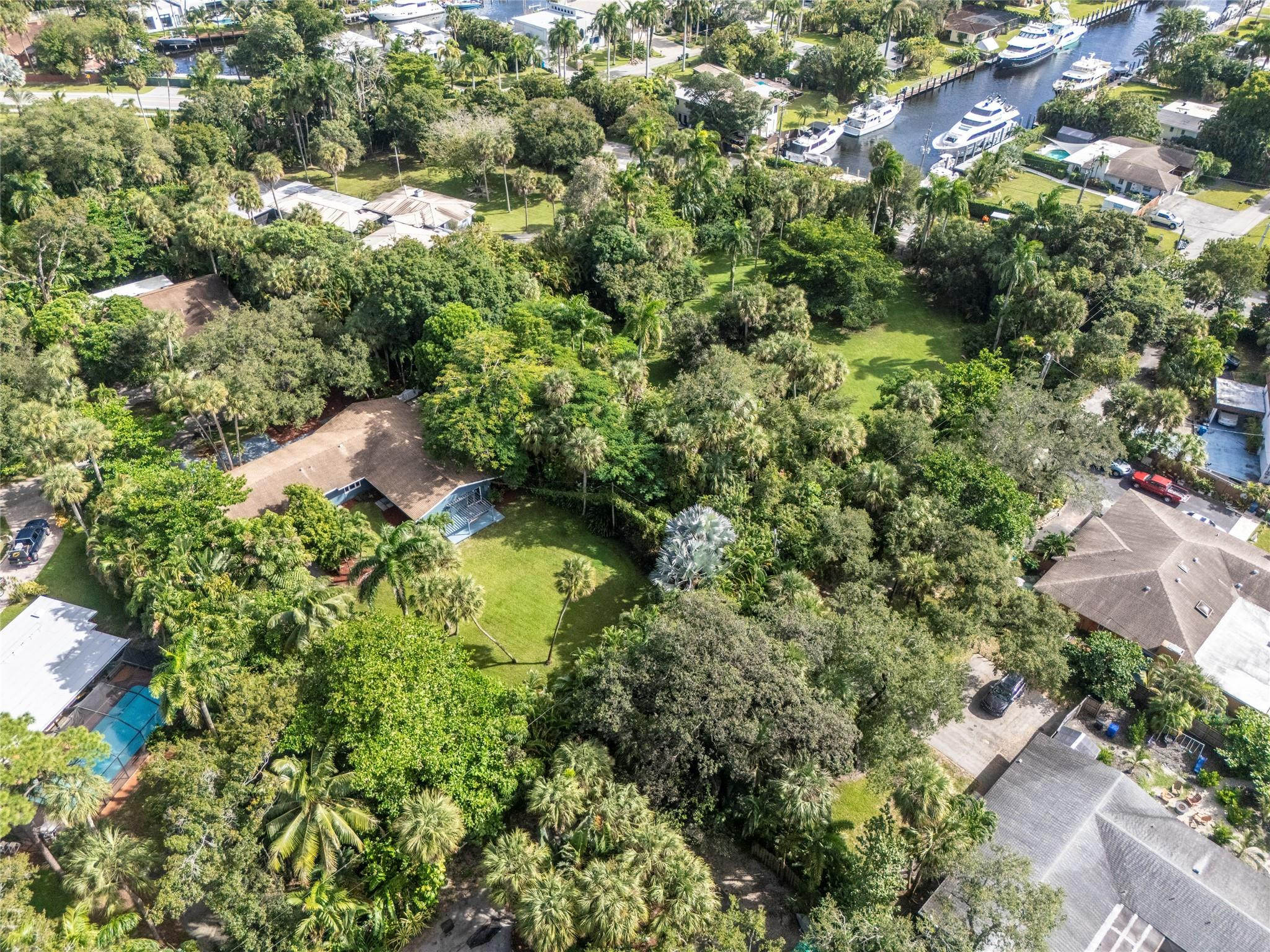 2211 SW 27th Terrace