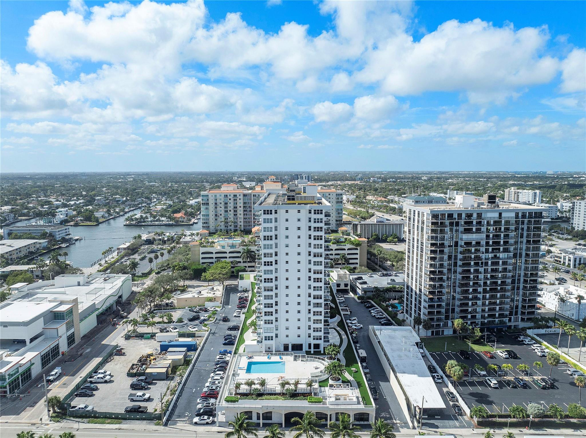 3015 N Ocean Boulevard 4L