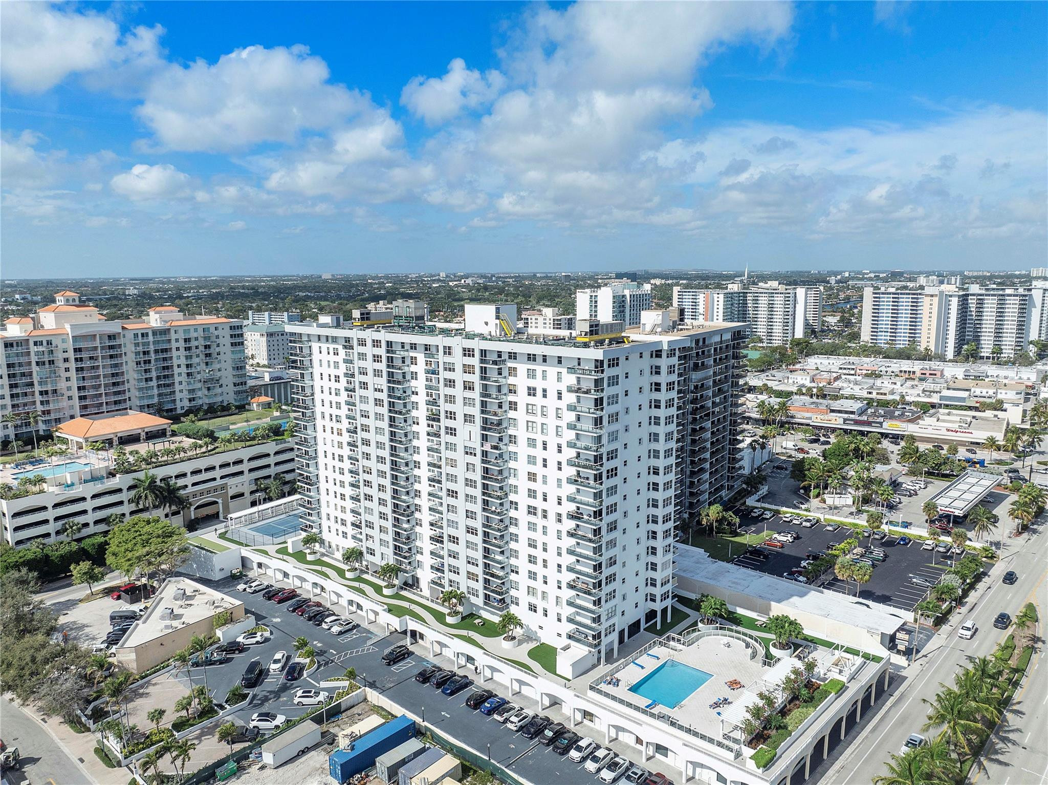 3015 N Ocean Boulevard 4L