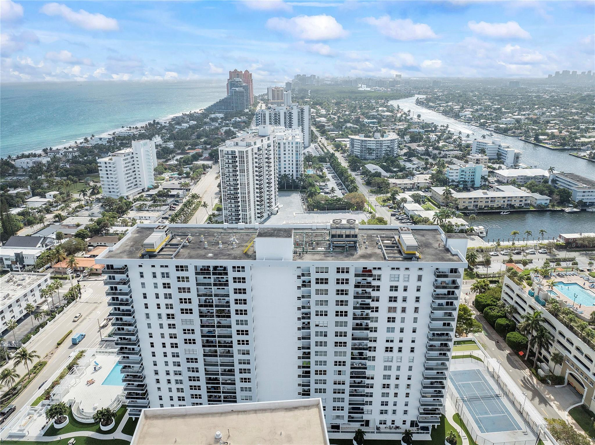 3015 N Ocean Boulevard 4L