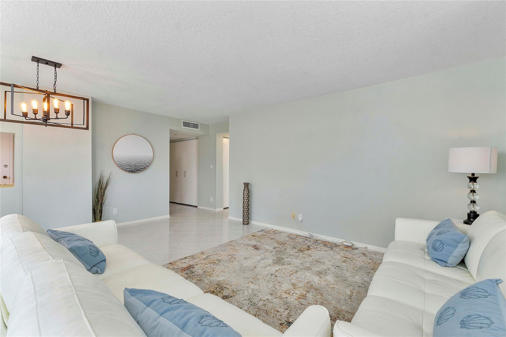 3015 N Ocean Boulevard 4L