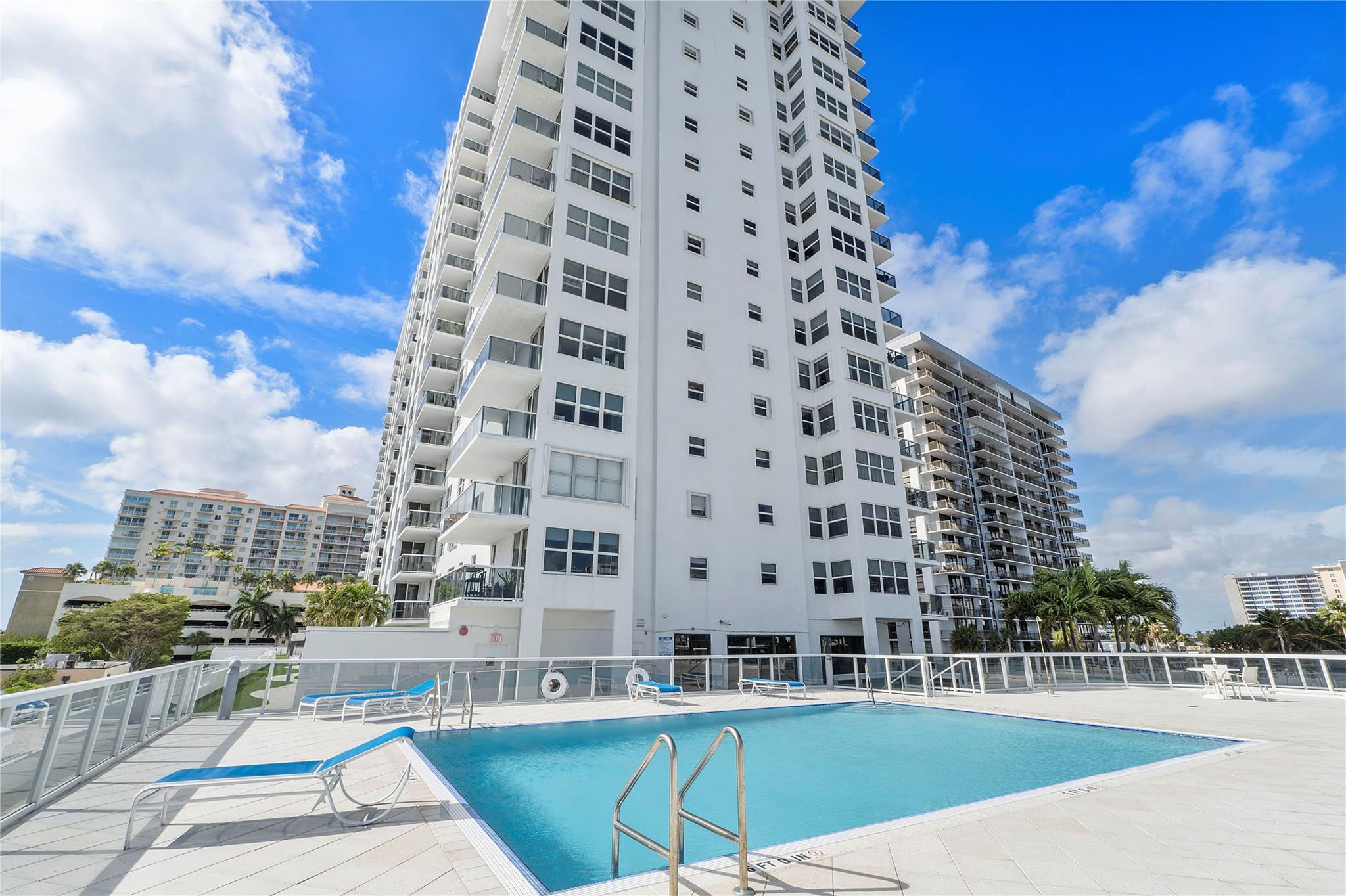3015 N Ocean Boulevard 4L