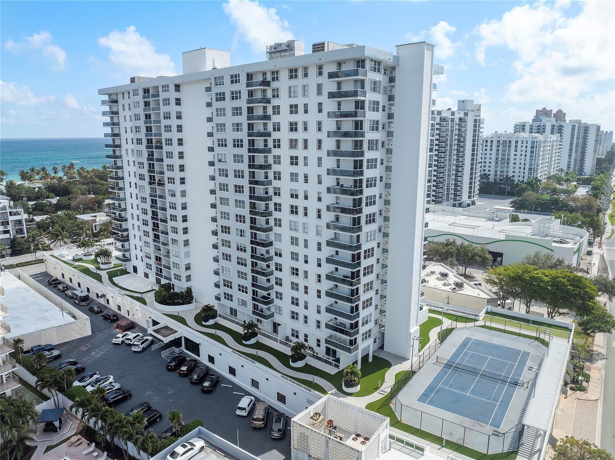 3015 N Ocean Boulevard 4L