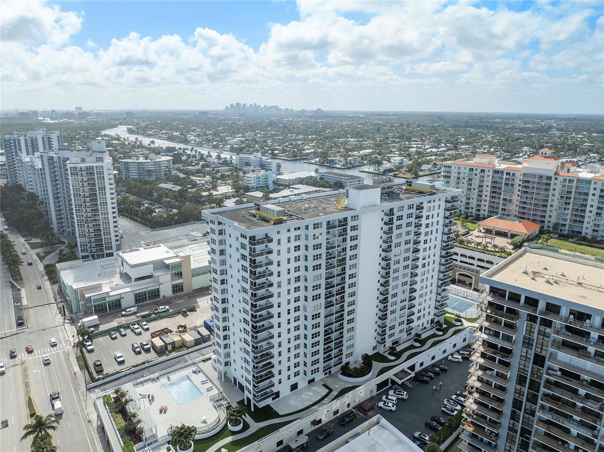 3015 N Ocean Boulevard 4L