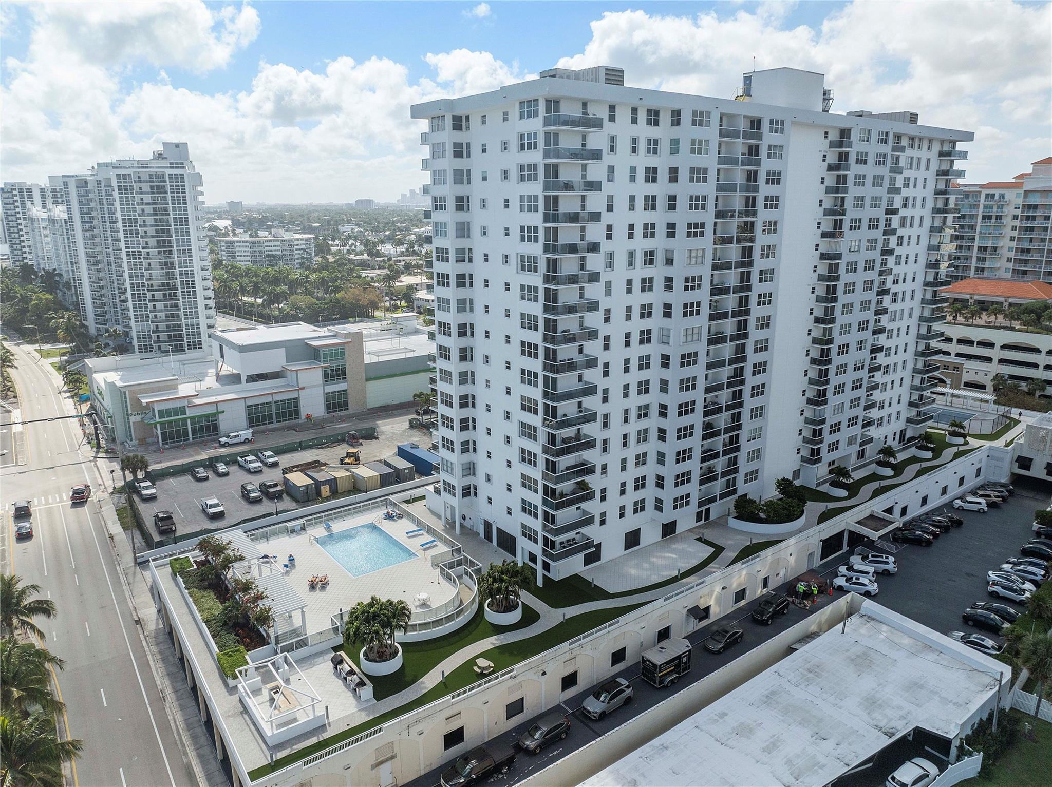 3015 N Ocean Boulevard 4L