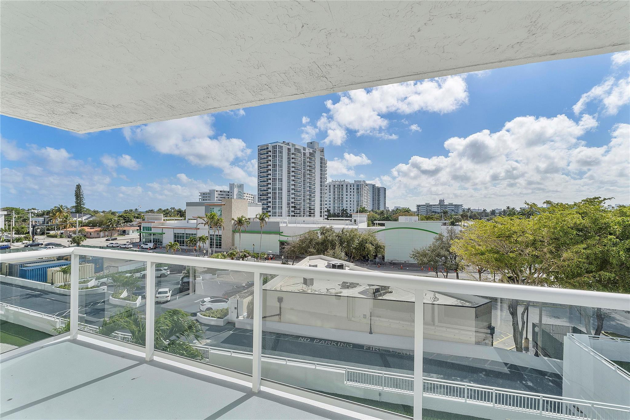 3015 N Ocean Boulevard 4L