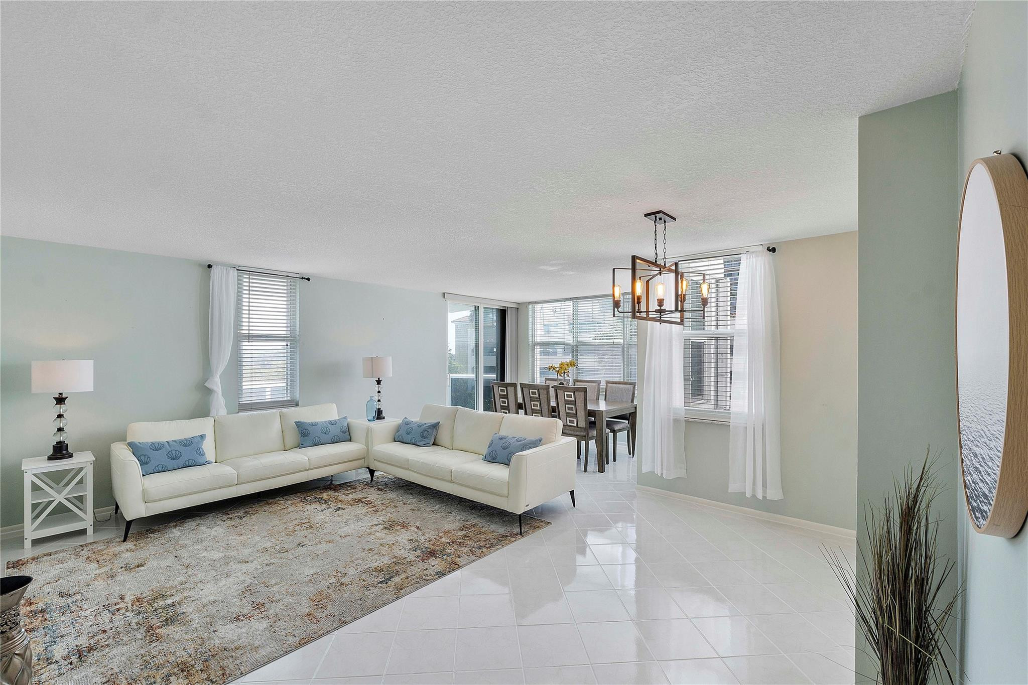 3015 N Ocean Boulevard 4L