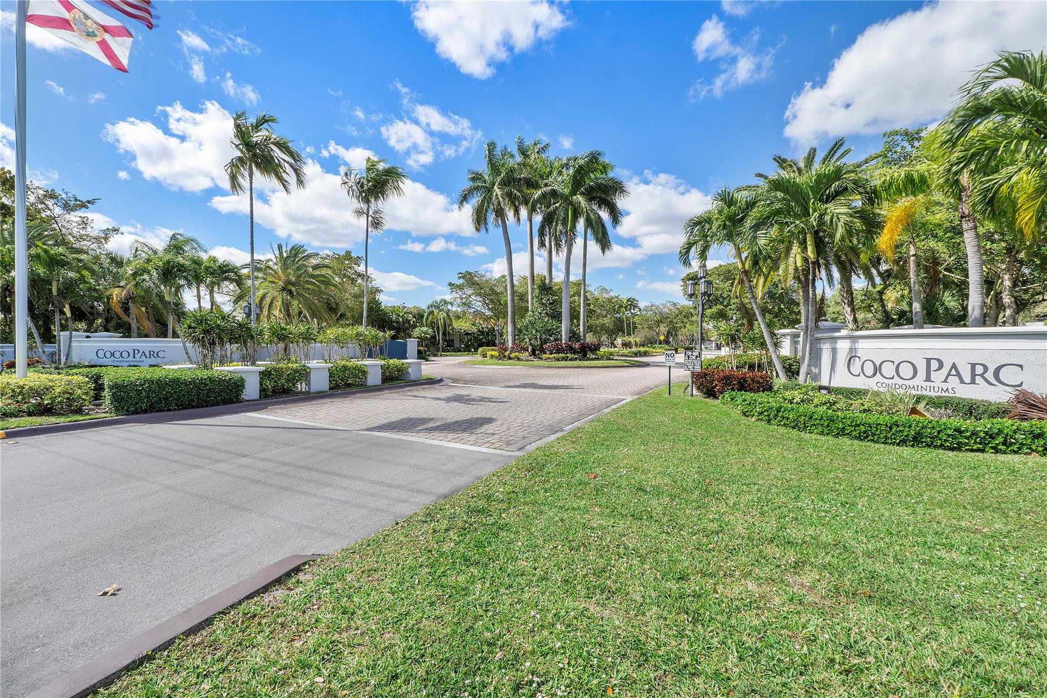 931 Lyons Road 4204