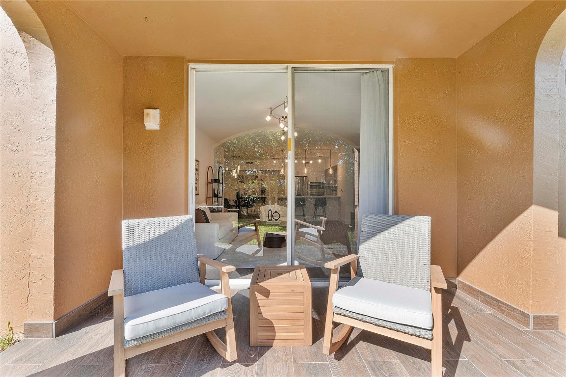 19601 E Country Club Dr 7-108