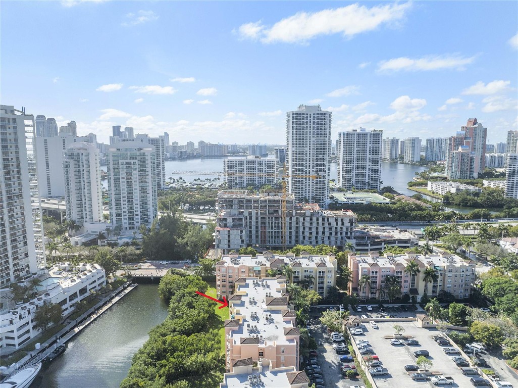 19601 E Country Club Dr 7-108