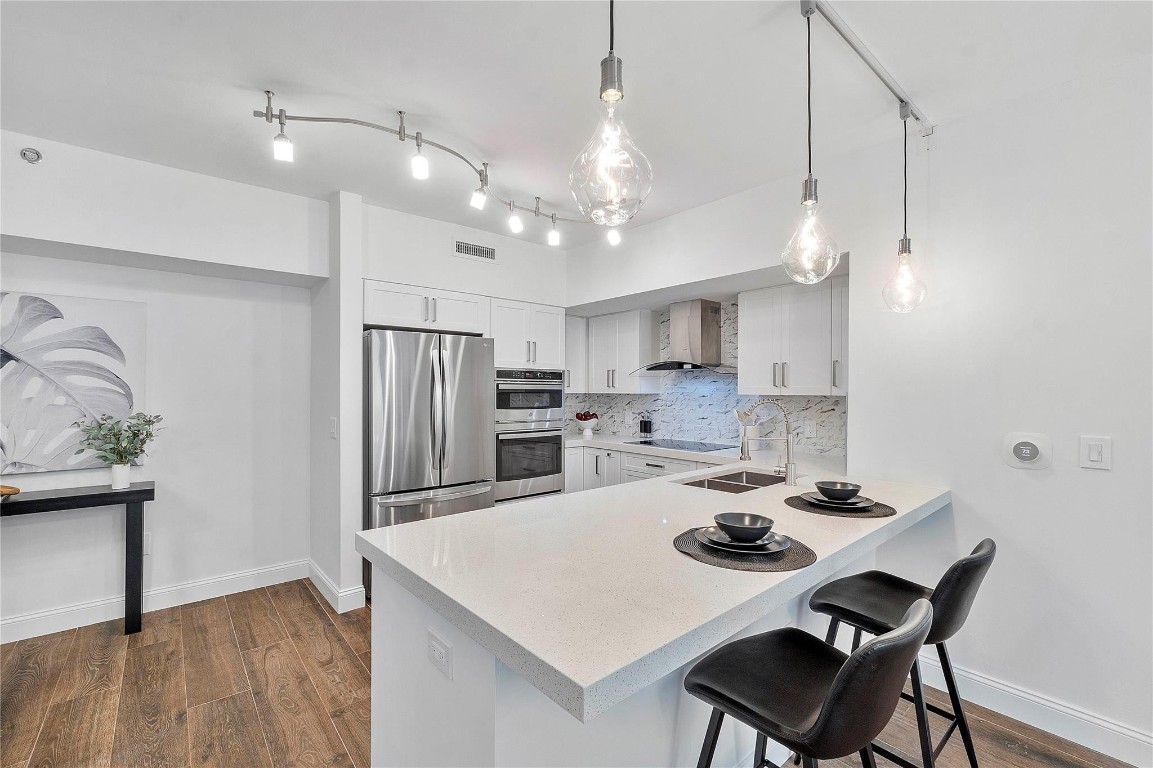 19601 E Country Club Dr 7-108