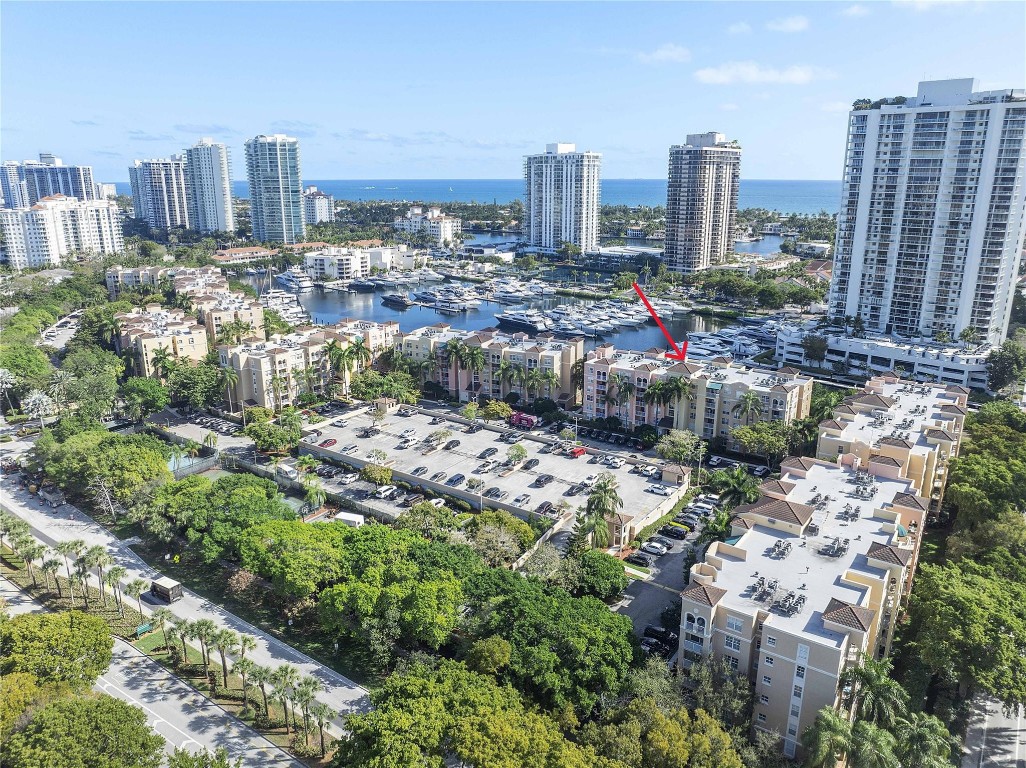 19601 E Country Club Dr 7-108