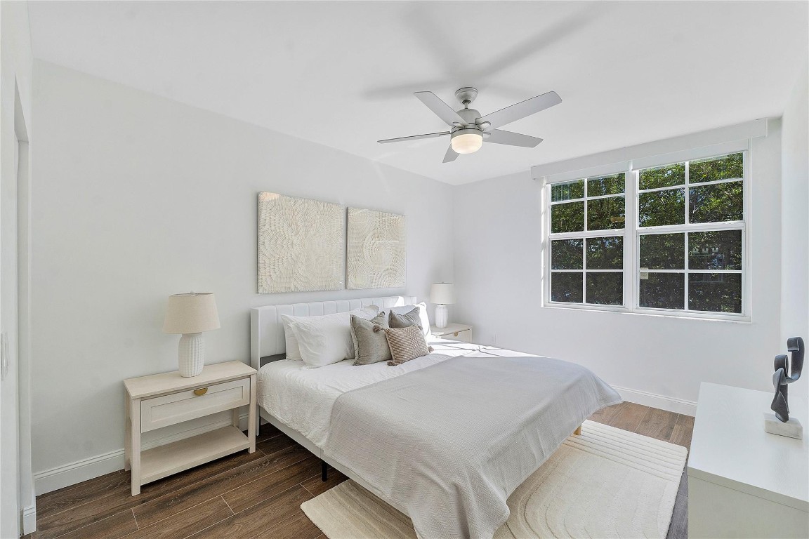 19601 E Country Club Dr 7-108