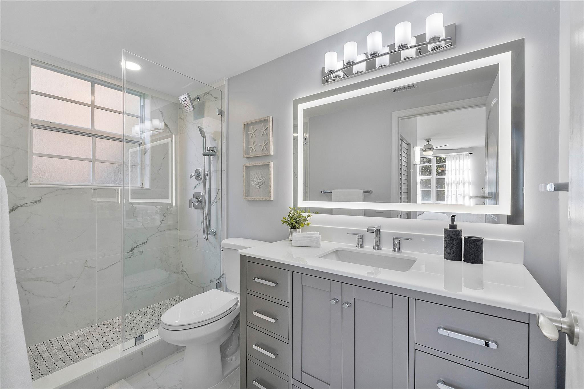 19601 E Country Club Dr 7-108