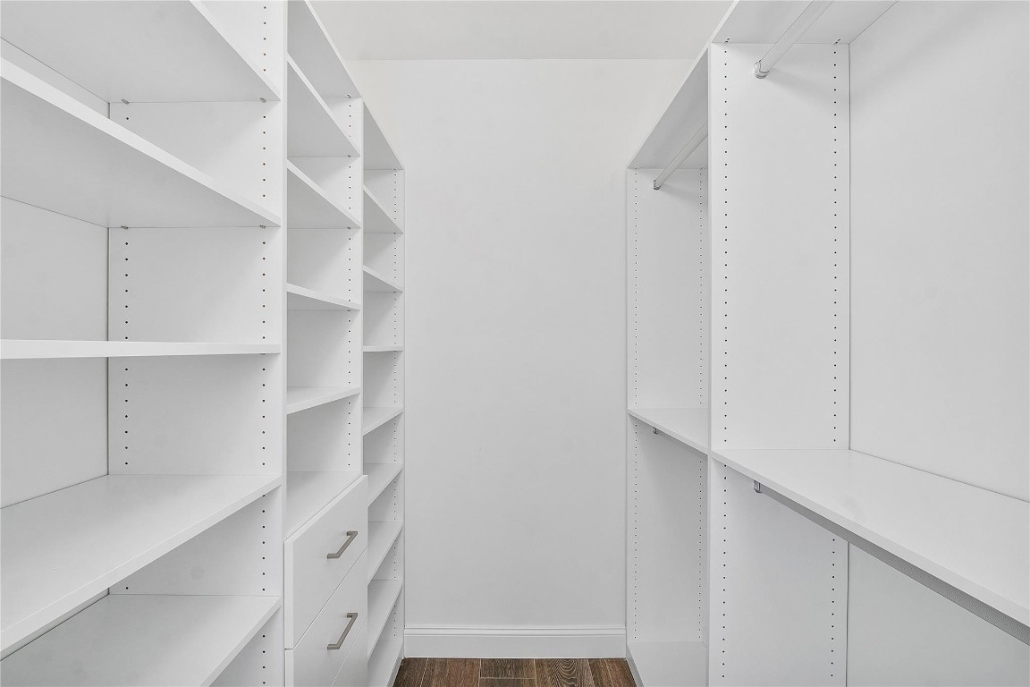 19601 E Country Club Dr 7-108