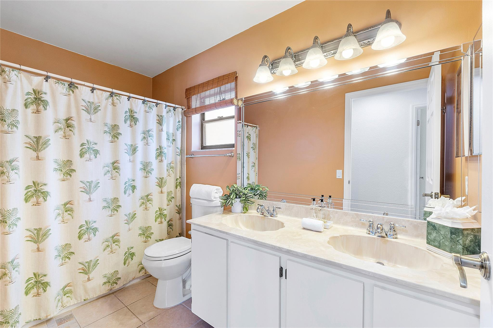 11836 Sunchase Ct