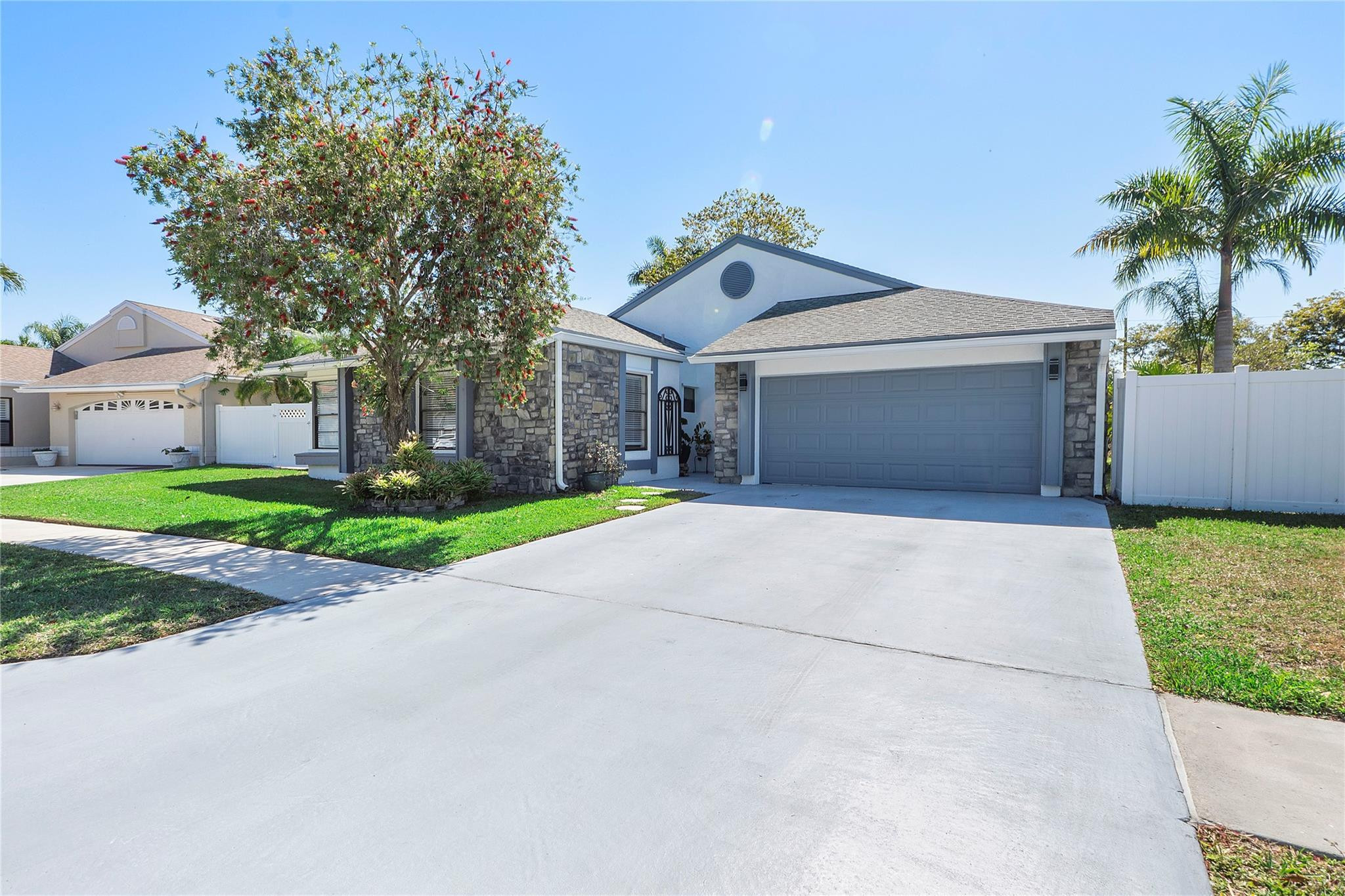 11836 Sunchase Ct