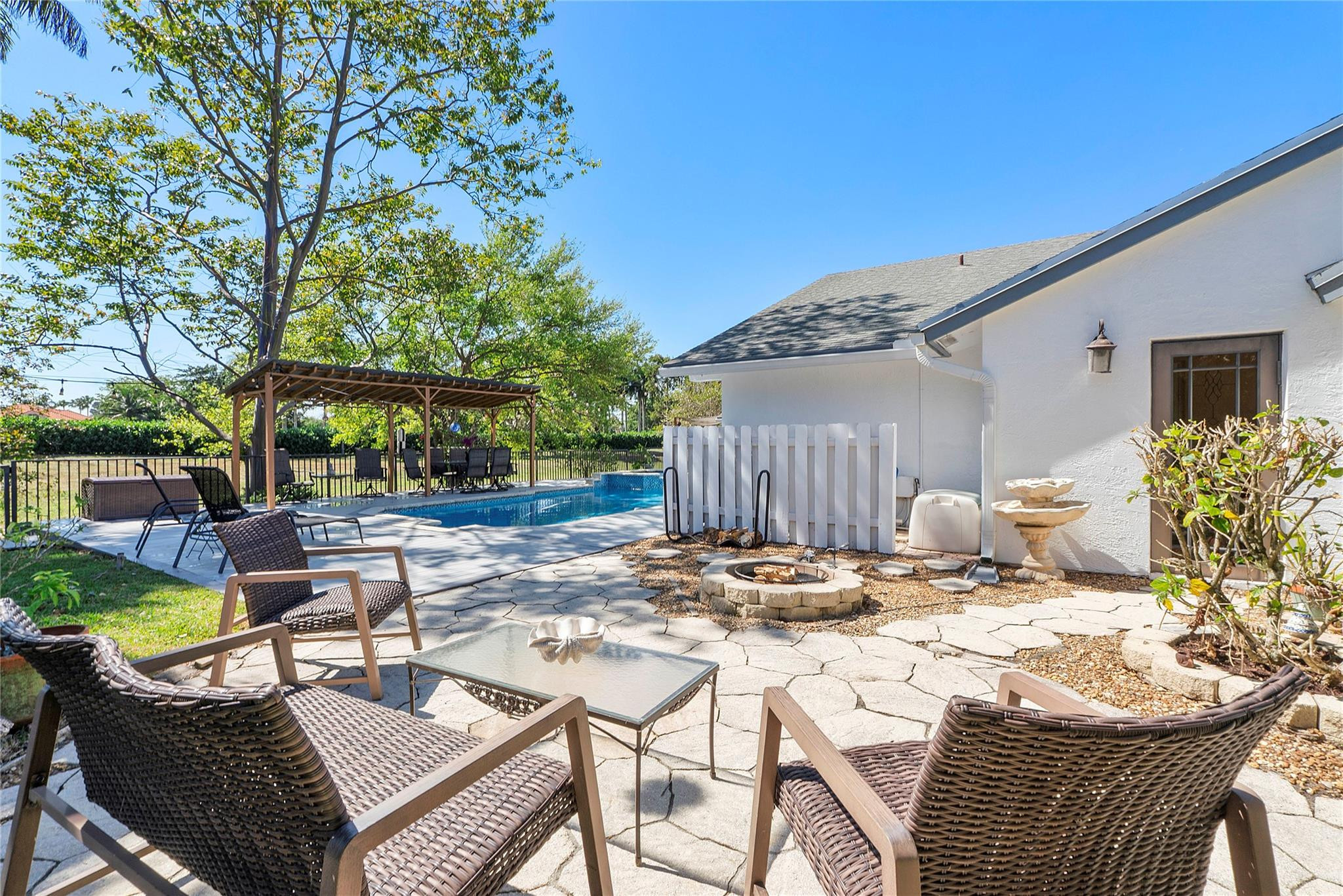11836 Sunchase Ct