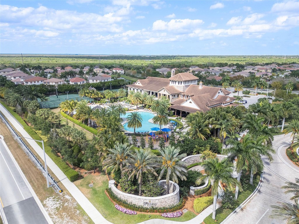 9584 S Town Parc Cir S 0