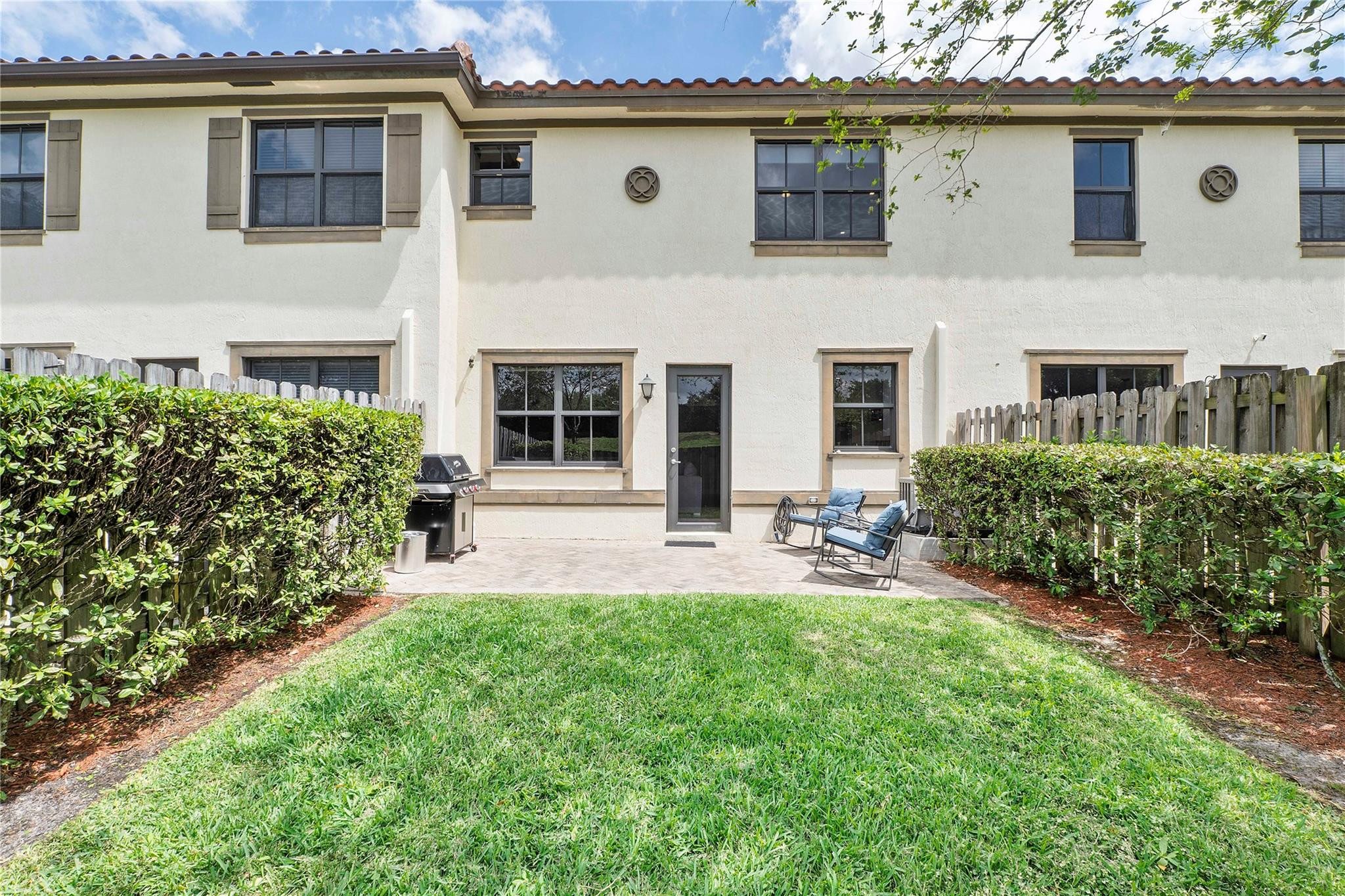 9584 S Town Parc Cir S 0