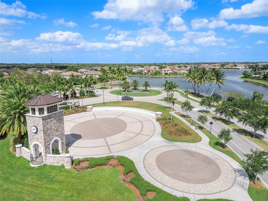 9584 S Town Parc Cir S 0