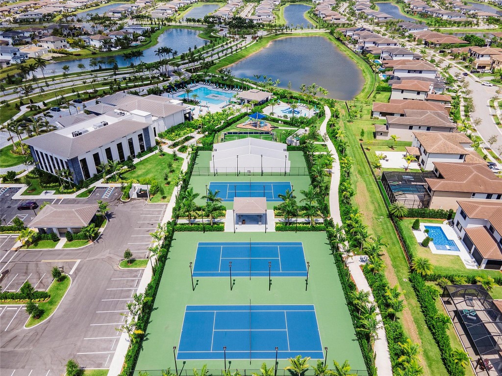 9584 S Town Parc Cir S 0