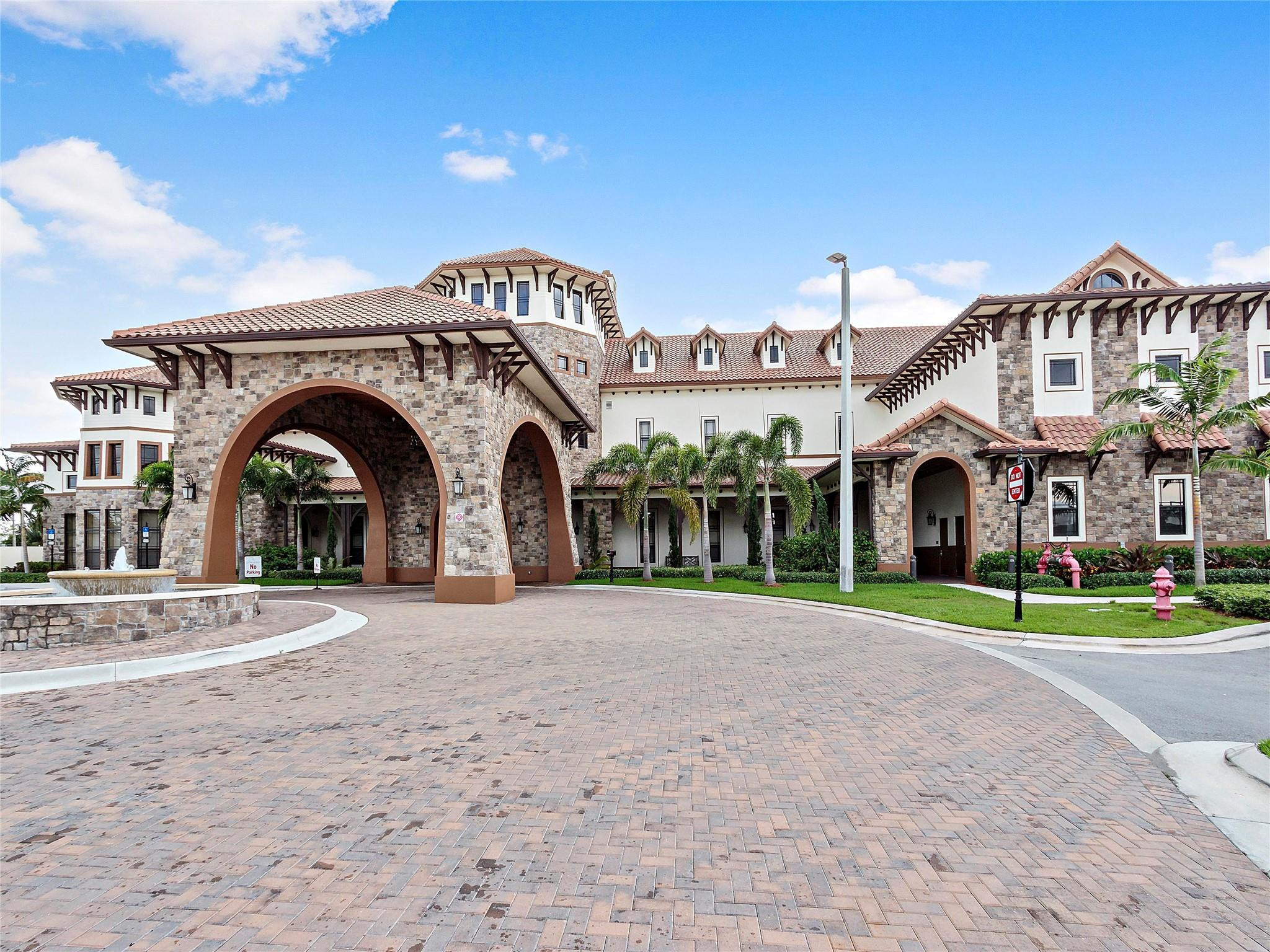 9584 S Town Parc Cir S 0