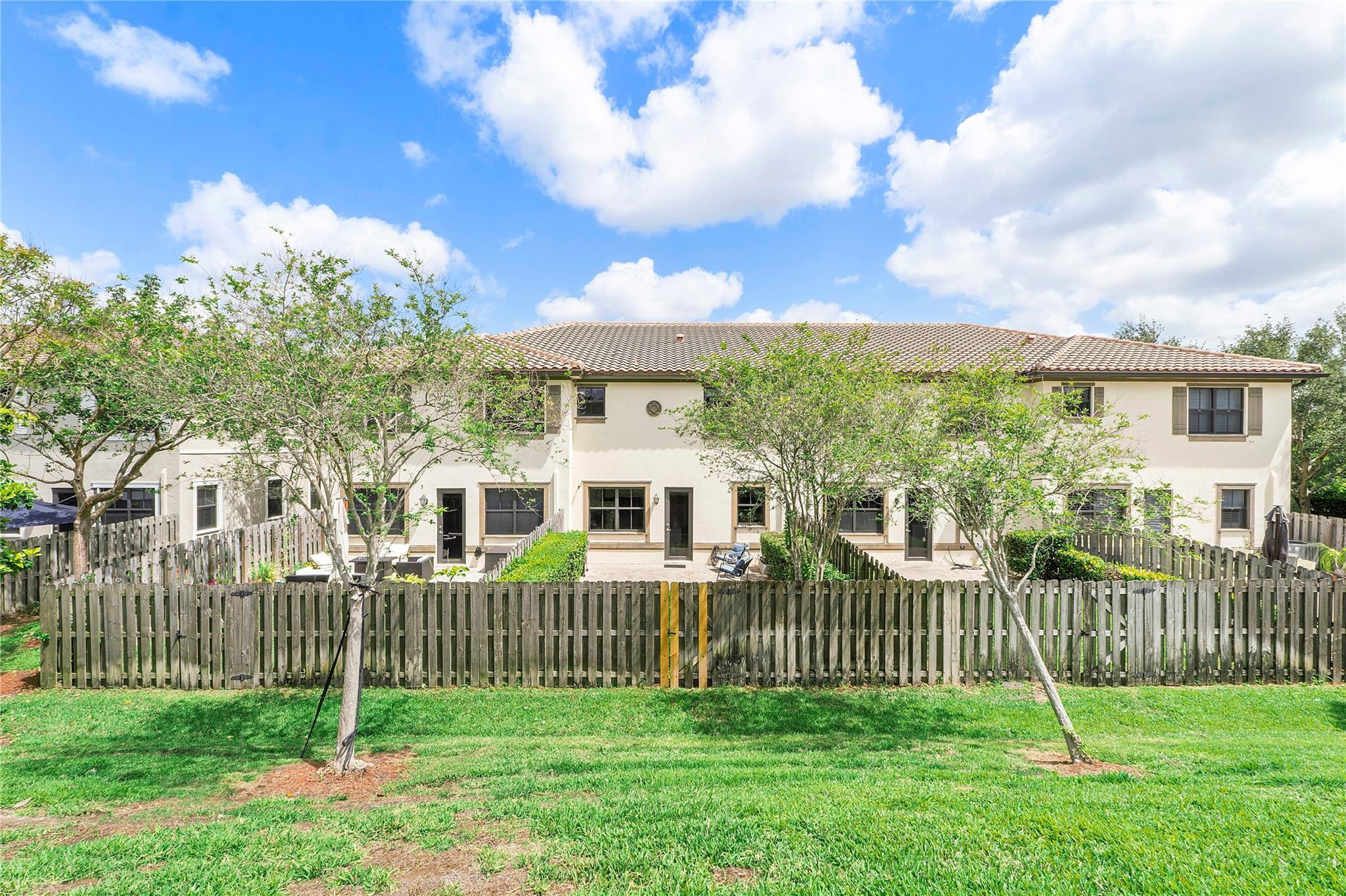 9584 S Town Parc Cir S 0