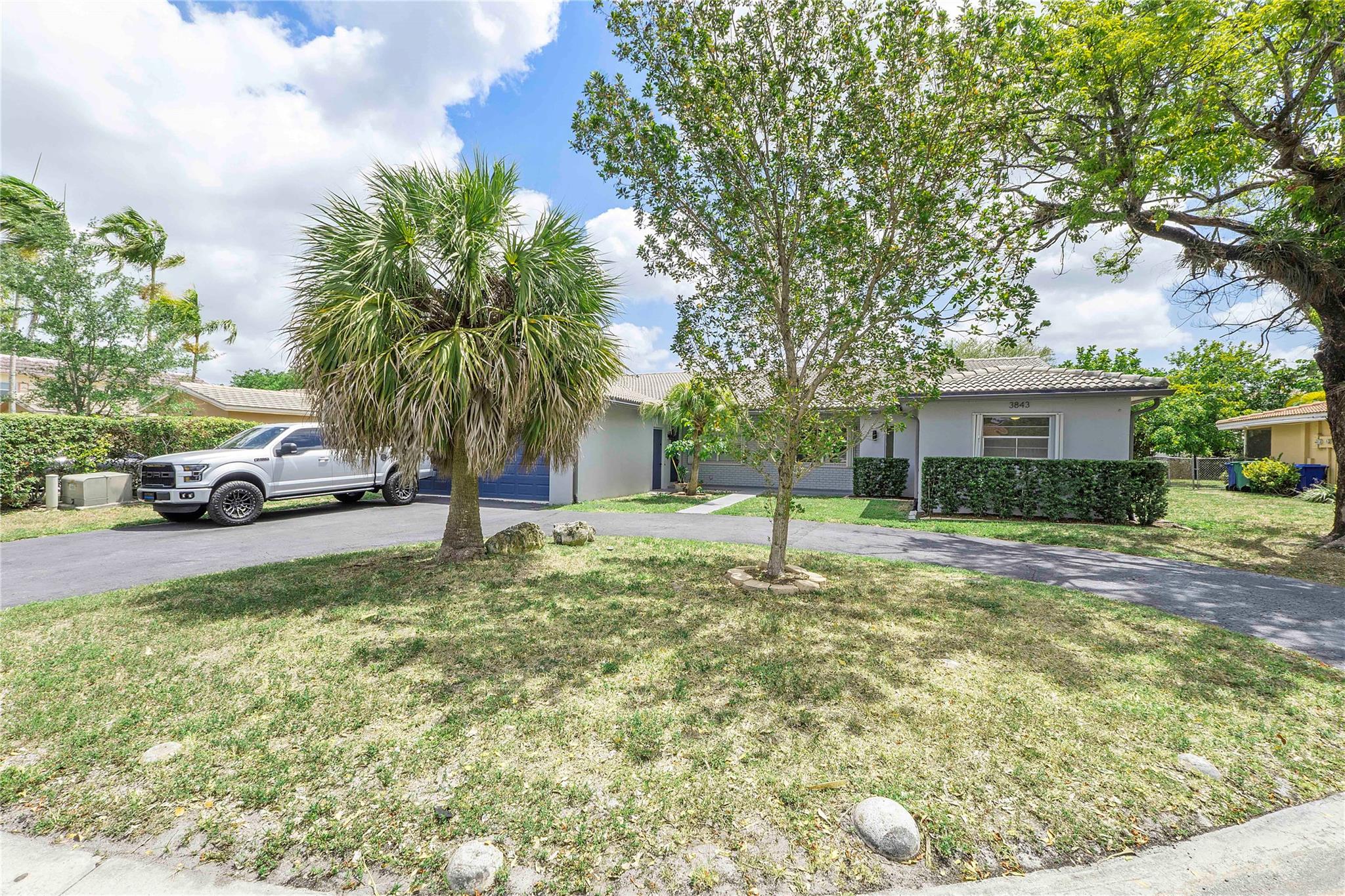 3843 NW 81st Ter