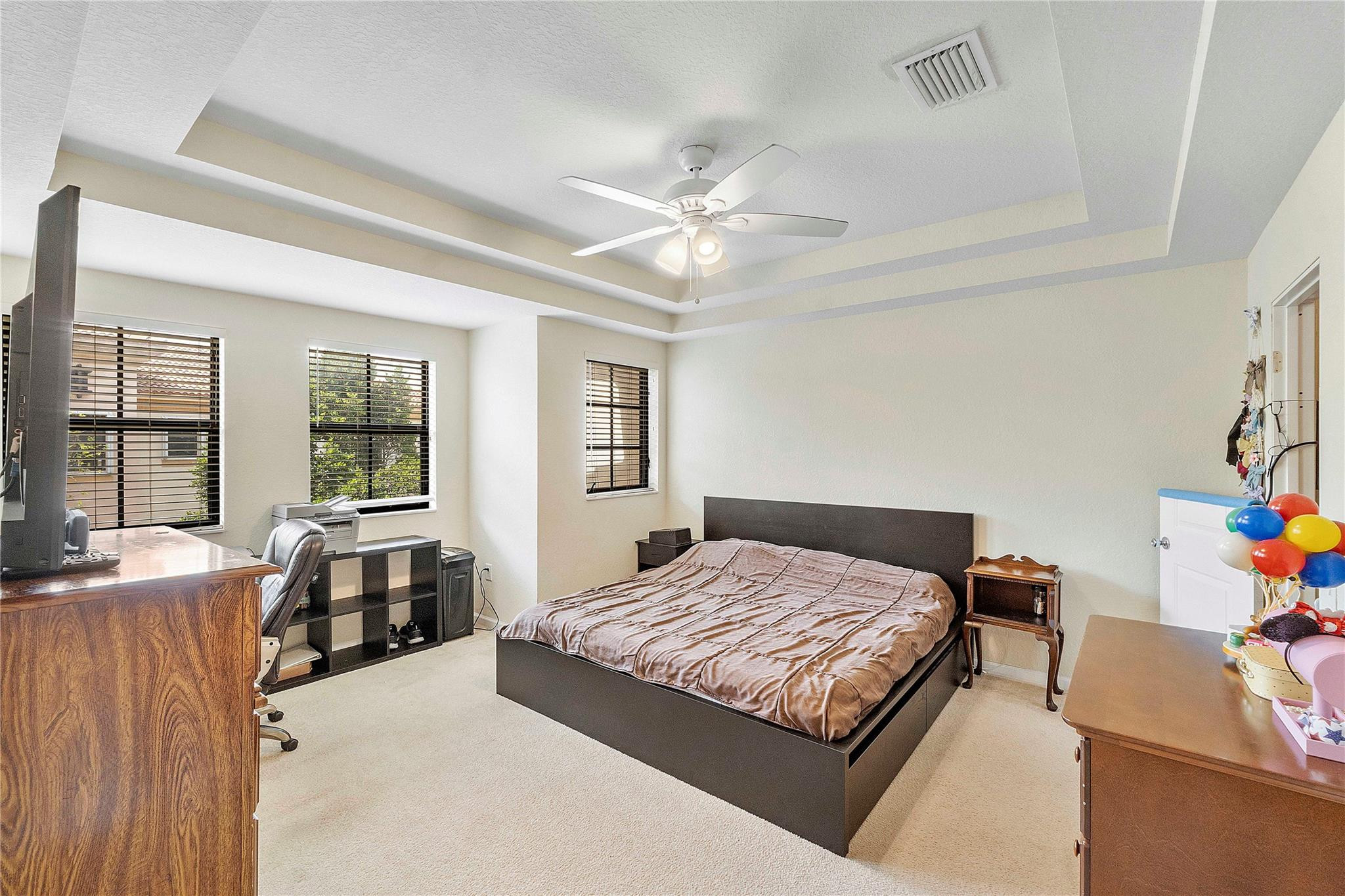 4716 N Grand Cypress Cir N 4716