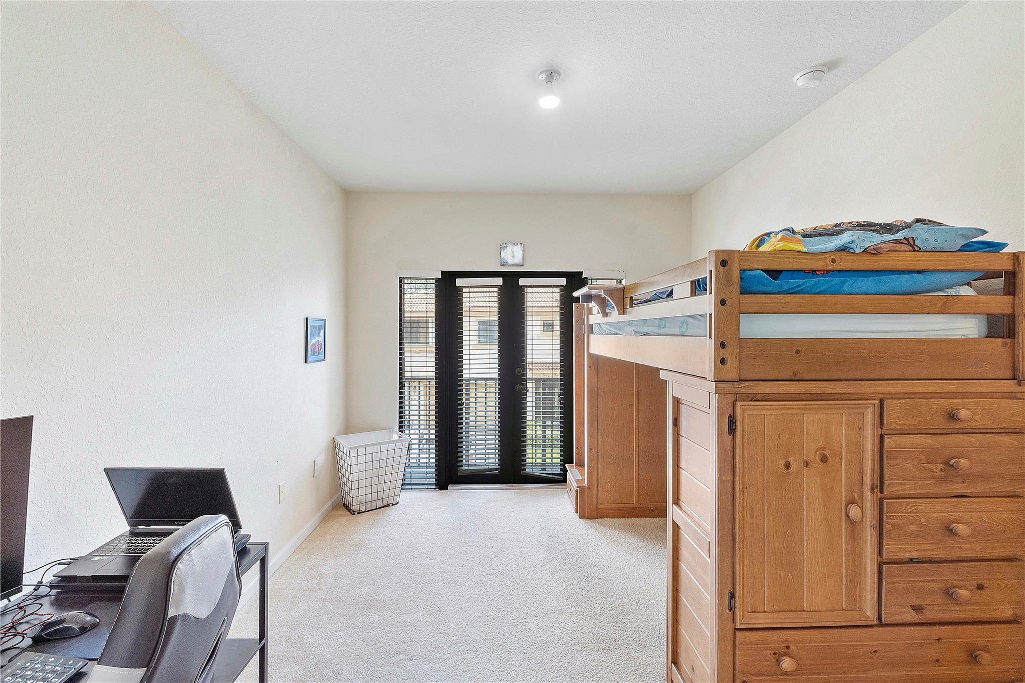 4716 N Grand Cypress Cir N 4716