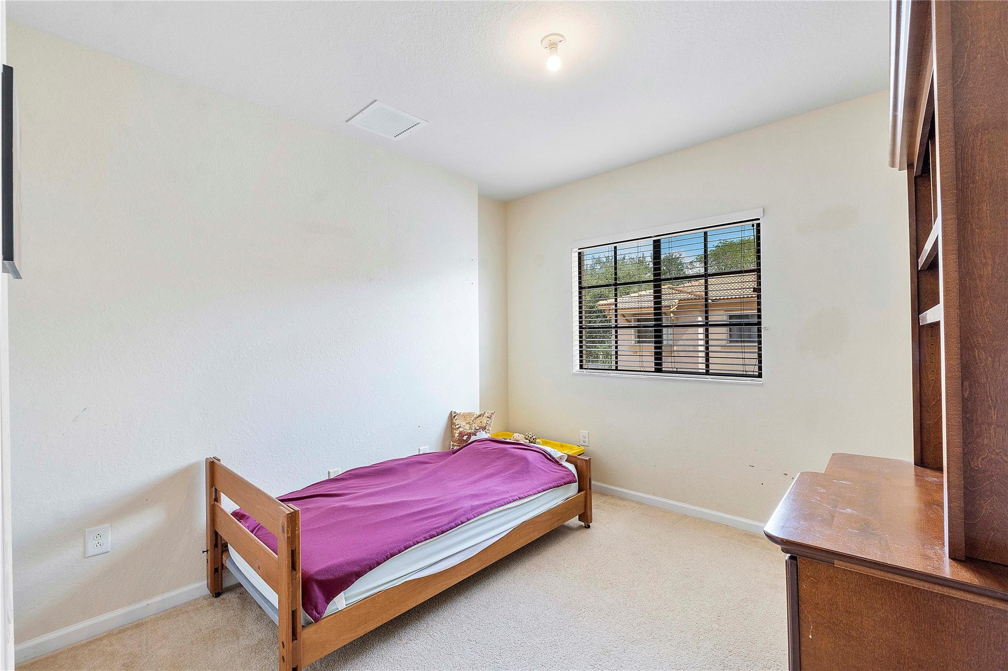 4716 N Grand Cypress Cir N 4716