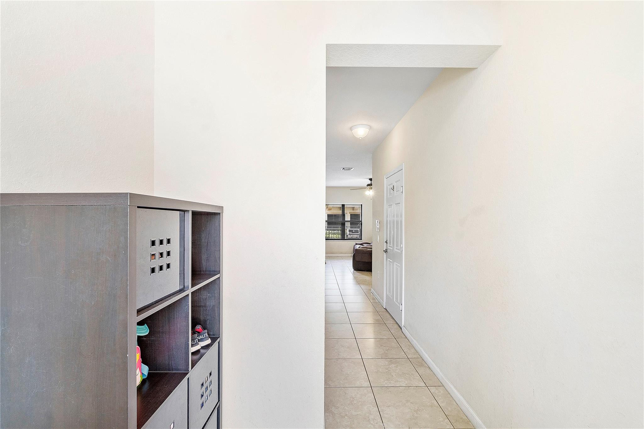 4716 N Grand Cypress Cir N 4716