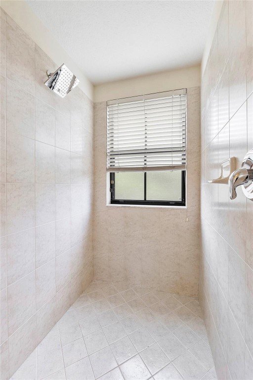 4716 N Grand Cypress Cir N 4716