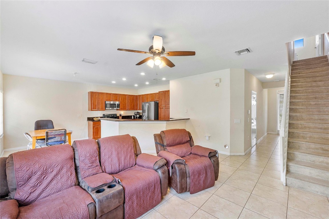 4716 N Grand Cypress Cir N 4716