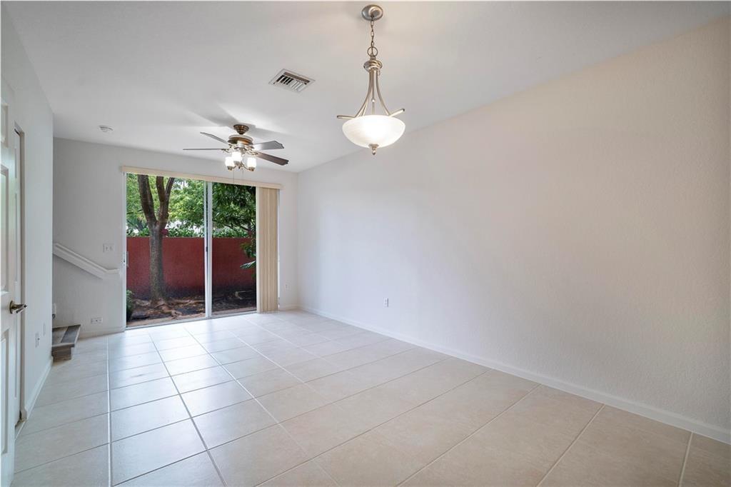 6373 Landings Way