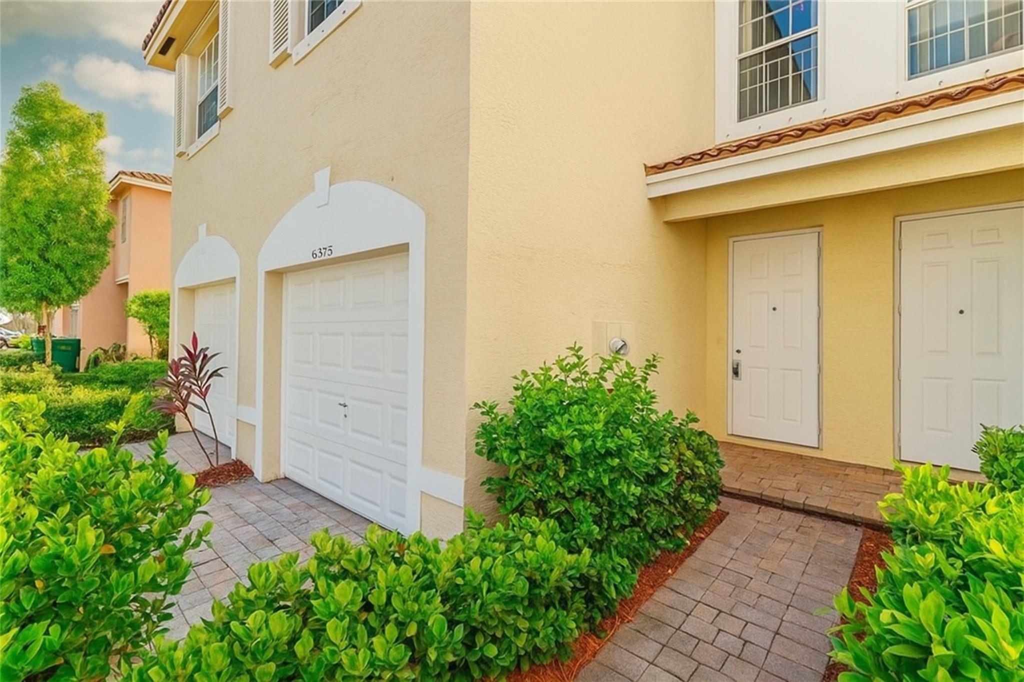 6373 Landings Way