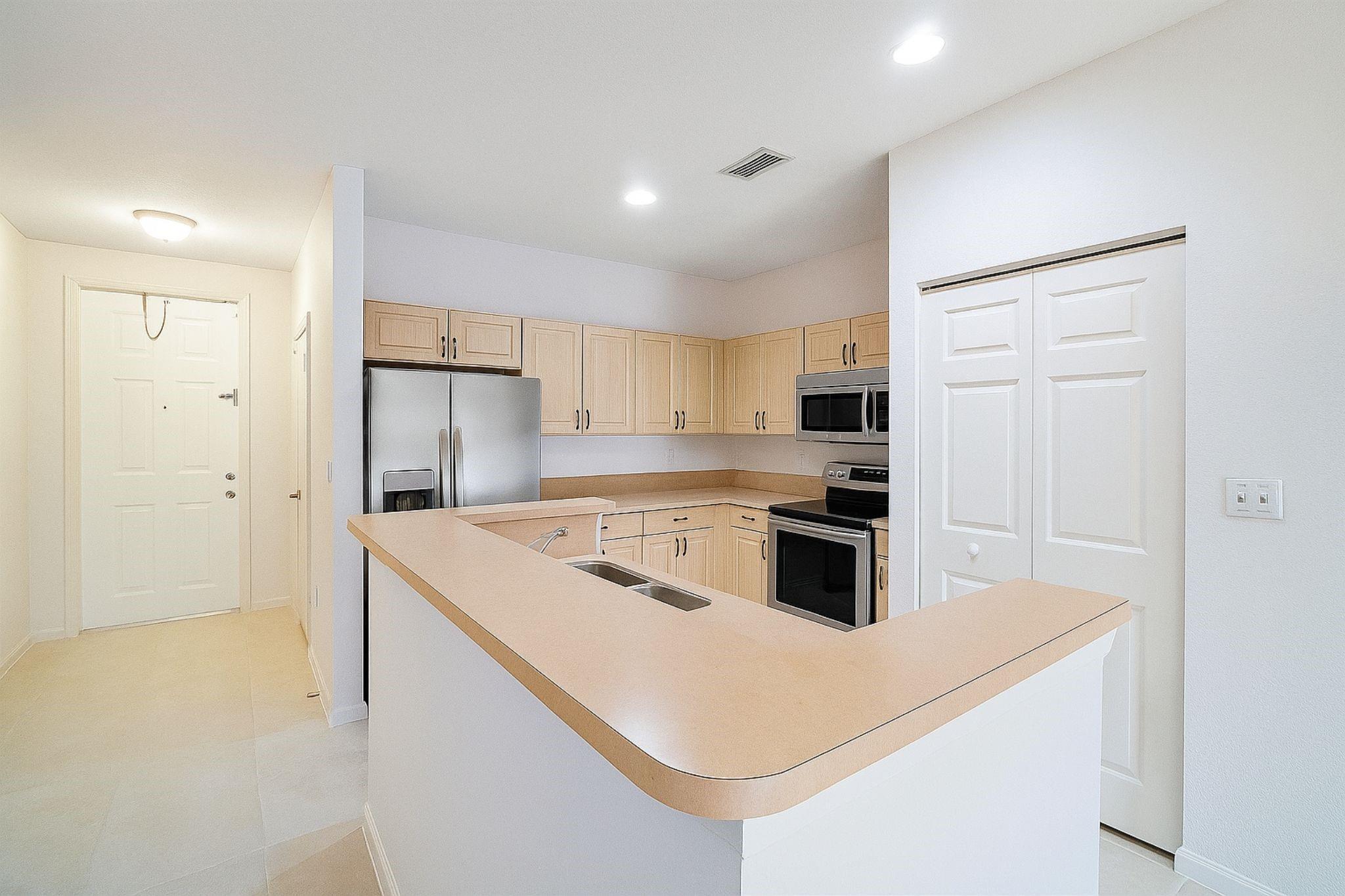 6373 Landings Way