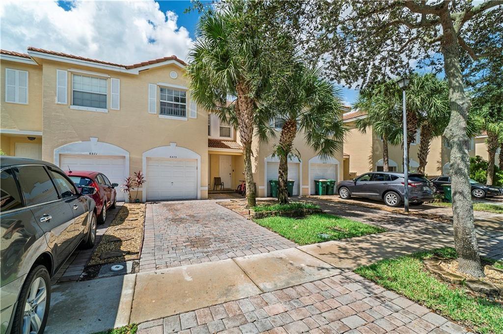 6373 Landings Way