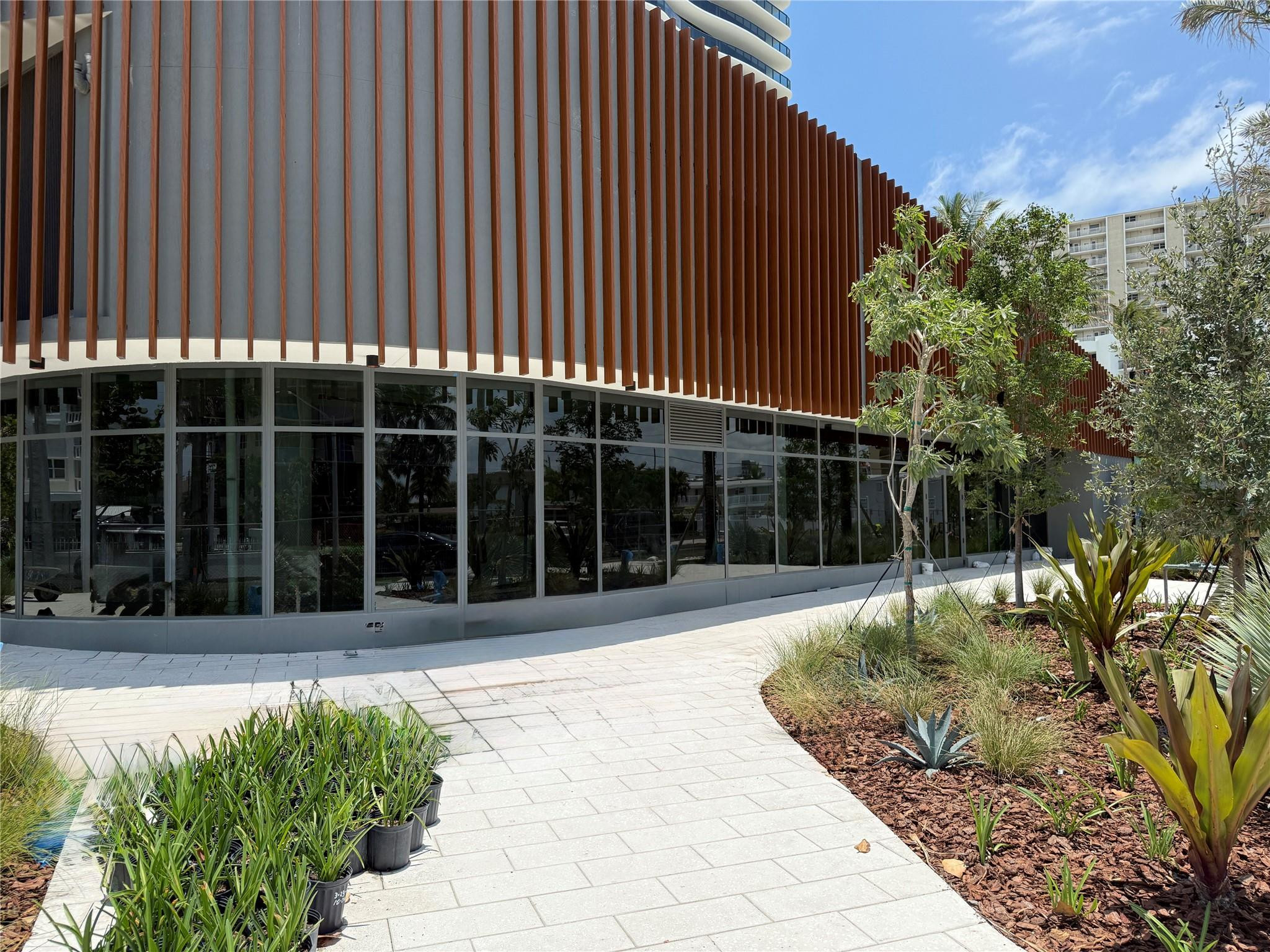 900 N Ocean Blvd CU
