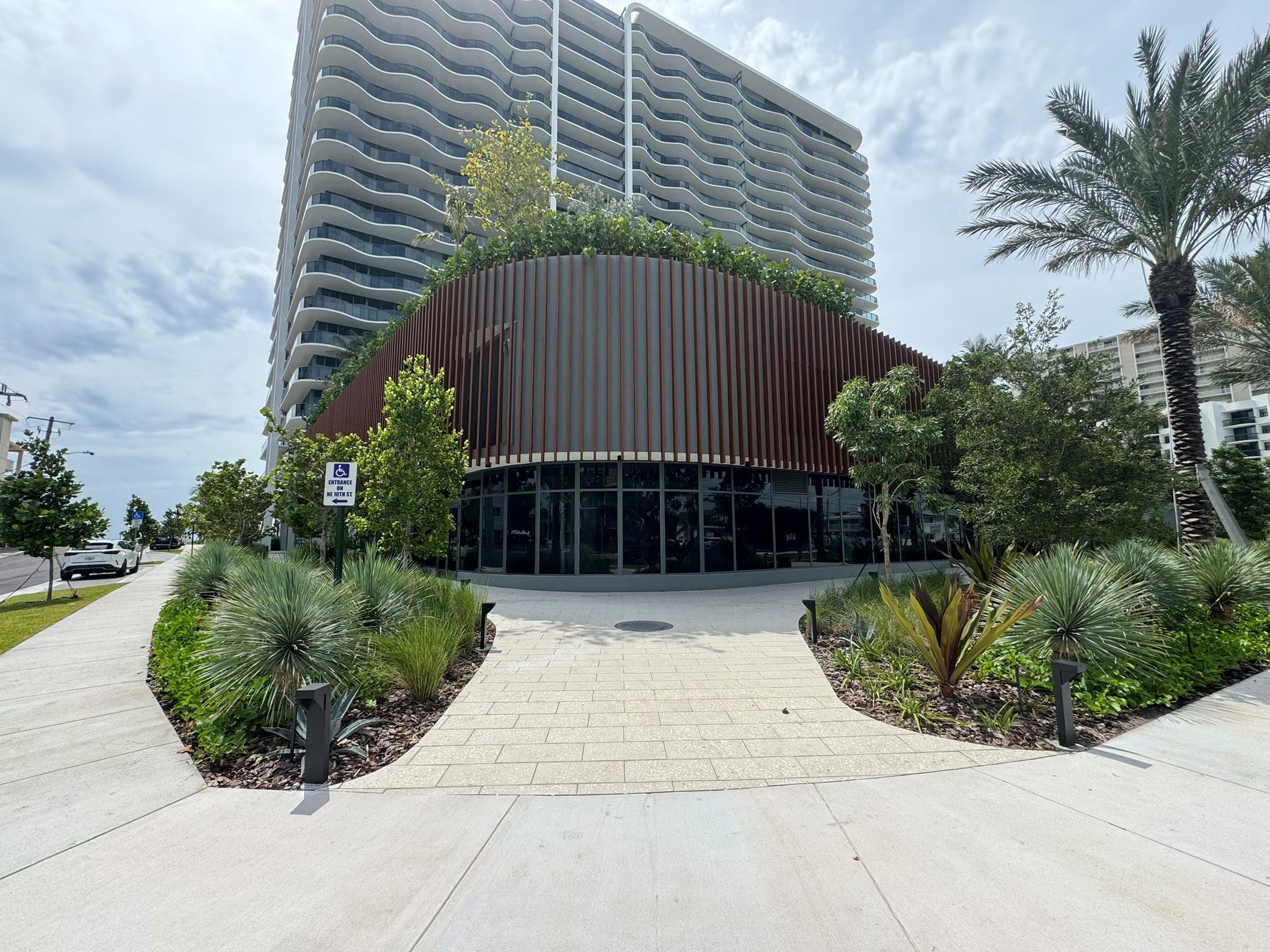 900 N Ocean Blvd CU