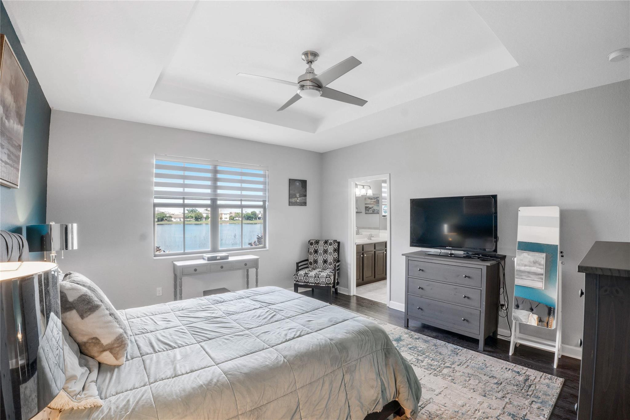 8405 Lakeview Trl