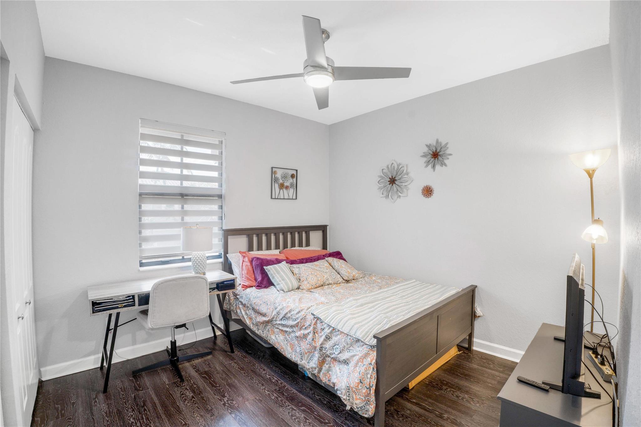8405 Lakeview Trl