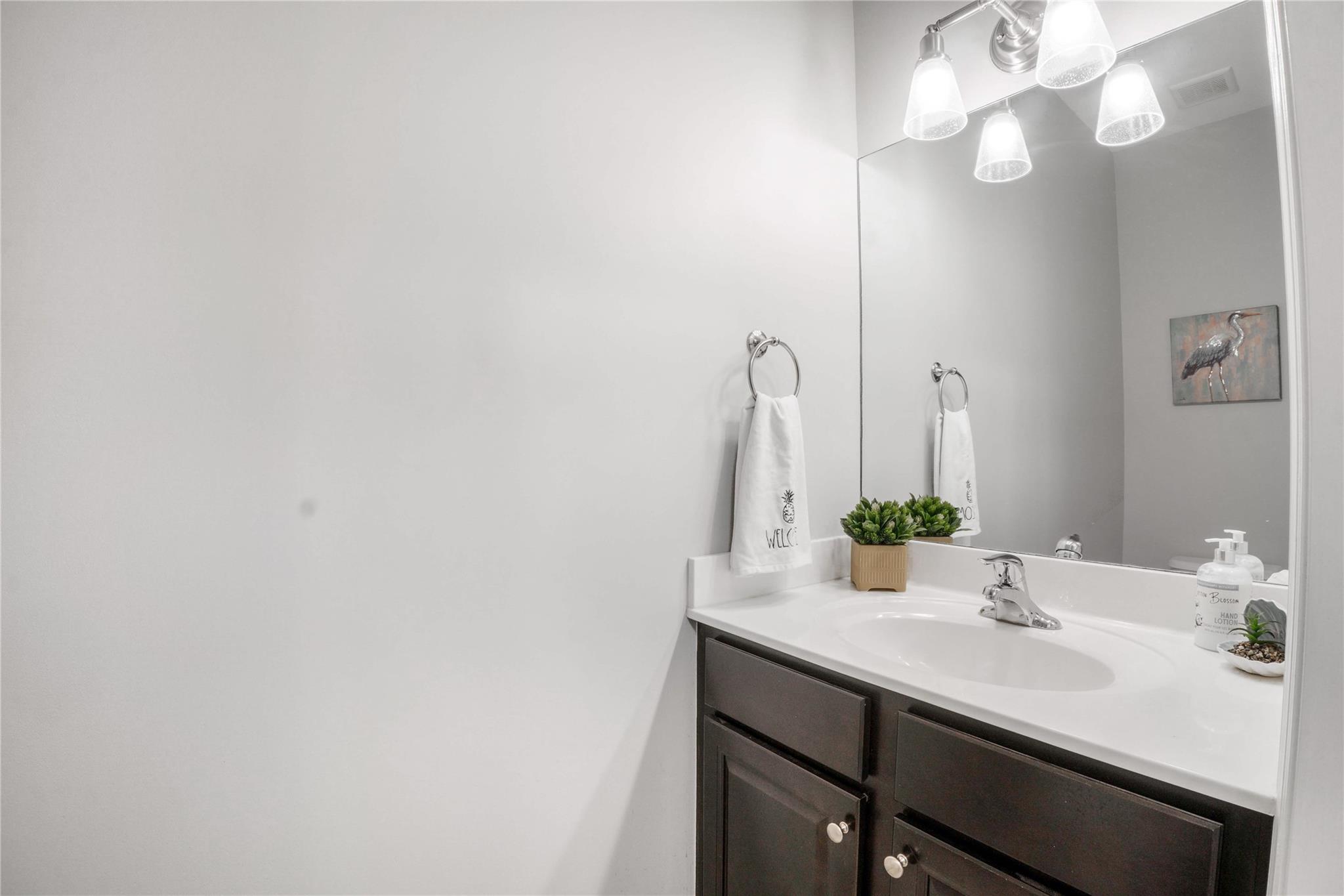 8405 Lakeview Trl