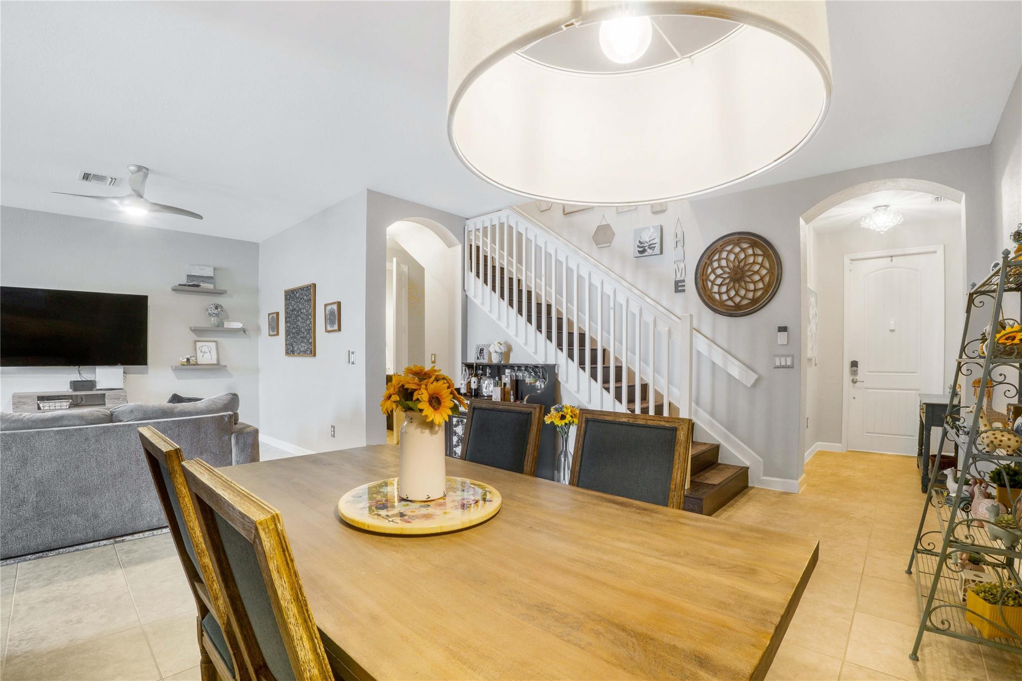 8405 Lakeview Trl